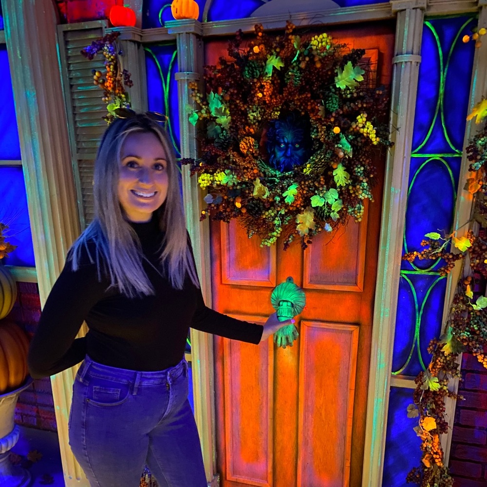 Meet your Posher, Stephanie